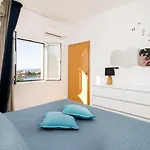 Vikendica Dororeja Veliki Drvenik